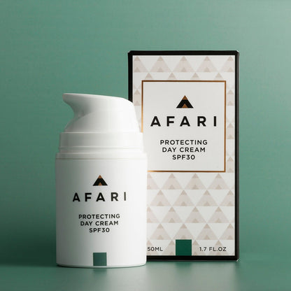 This Afari Protecting Day Cream SPF30 is a hydrating sunscreen that provides daily broad spectrum protection against skin-damaging UVA and UVB light to help maintain a youthful-looking complexion.